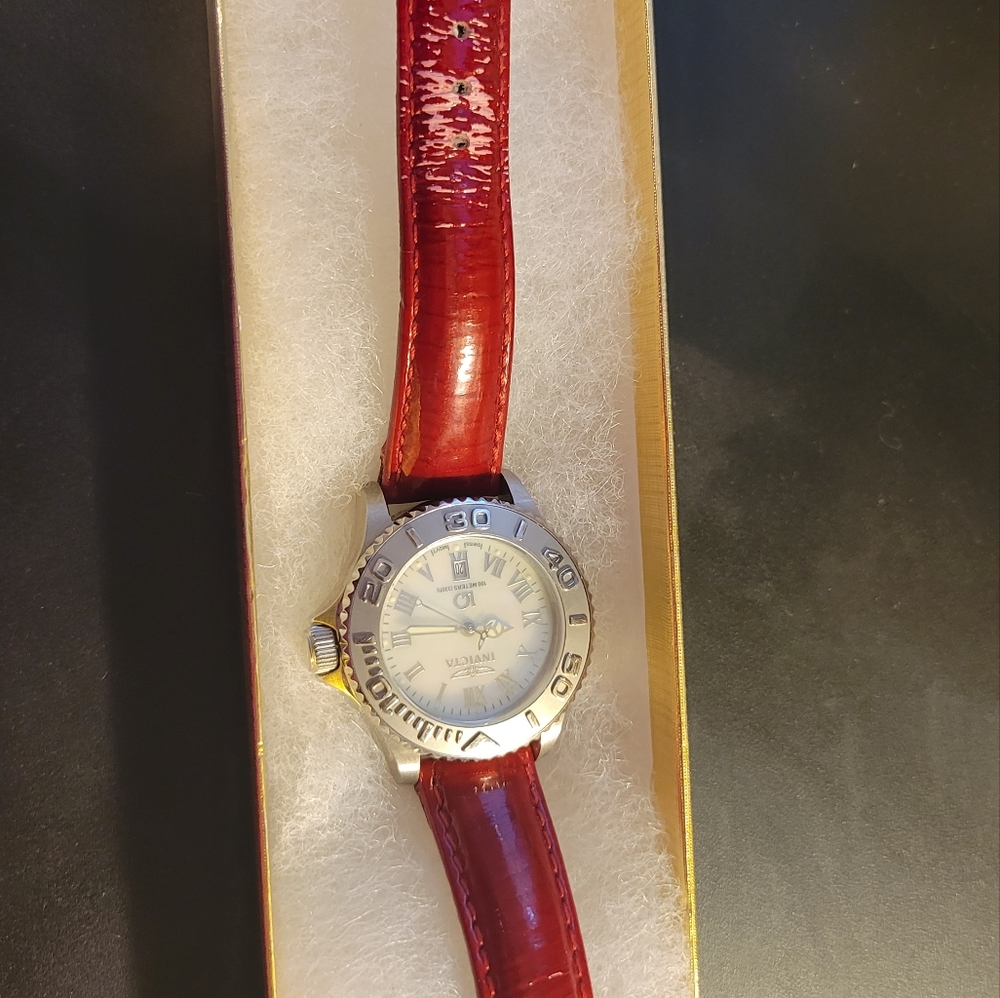 Invicta Wild Flower Silver Mother of Pearl Dial with Red leather band